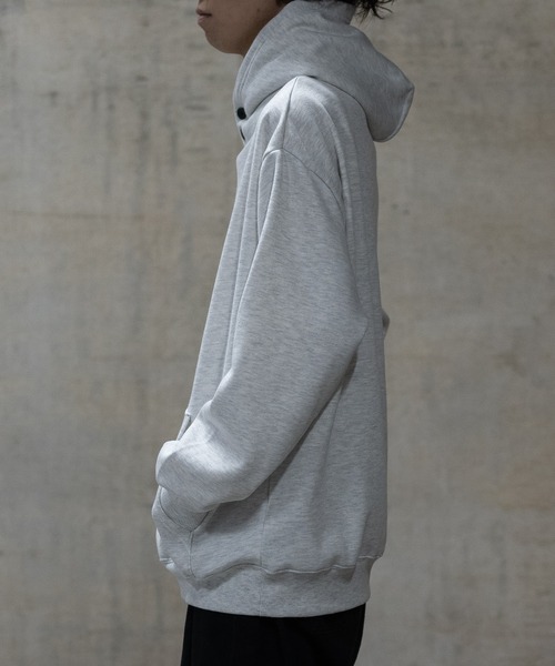 GLOVE HOUSE（グローブハウス）の「【a】TC裏起毛 ワンポイント刺繍 釦使い リラックスフィットパーカー（パーカー・メンズ・ダークグリーン/アッシュグレー/ネイビー/マルチ/ホワイト・MEDIUM/LARGE/X-LARGE）」の12枚目の写真