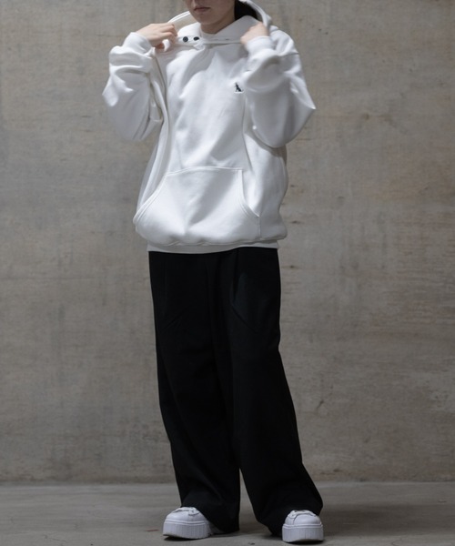 GLOVE HOUSE（グローブハウス）の「【a】TC裏起毛 ワンポイント刺繍 釦使い リラックスフィットパーカー（パーカー・メンズ・ダークグリーン/アッシュグレー/ネイビー/マルチ/ホワイト・MEDIUM/LARGE/X-LARGE）」の10枚目の写真