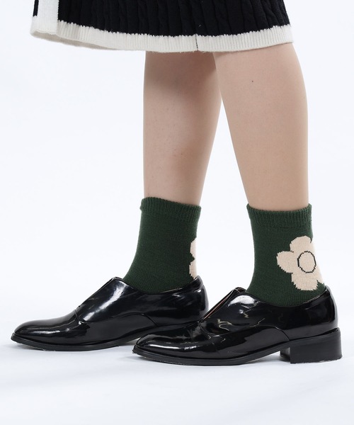 MARY QUANT（マリークワント）の「ビッグデイジーウォーム ソックス（ソックス/靴下・レディース・グリーン/ブラック/ネイビー/グレー・FREE）」の3枚目の写真