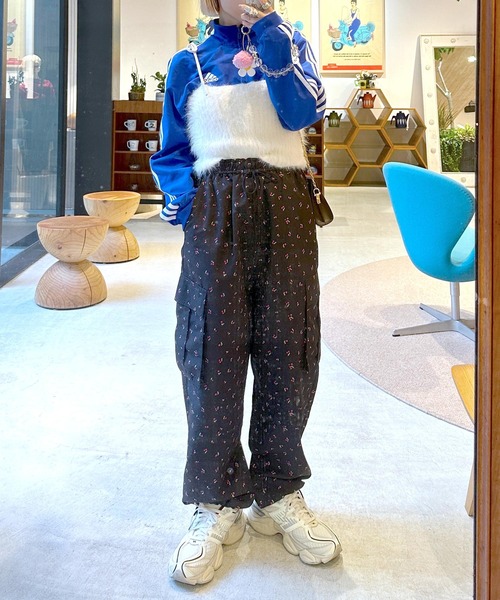 Alley by w closet(アリーバイダブルクローゼット)の「【Alley】ふわふわキャミソール(その他トップス・レディース・ピンク/イエロー/オフホワイト・FREE)」の4枚目の写真