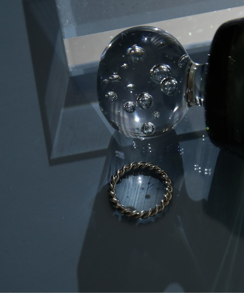 ORLEAN(オルレアン)の「金属アレルギー対応 ツイストラインリング 11号 サージカルステンレス 316L(リング・レディース・シルバー・11号)」の7枚目の写真