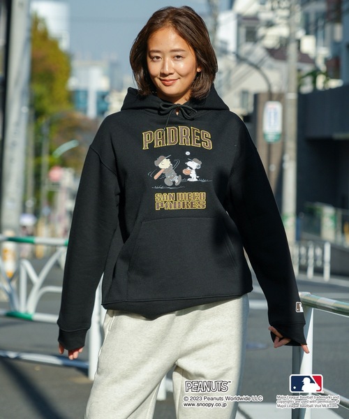 新品【MLB ×PEANUTS】別注コラボ　スヌーピー　フーディーパーカー　XL PEANUTS パーカー 「MLB ×PEANUTS」別注コラボ 裏起毛