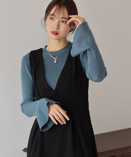 BLUEEAST(ブルーイースト)の「フレアスリーブニット(ニット/セーター・レディース・ブラック/グレイッシュベージュ/ブルーグレー/アイボリー・MEDIUM)」の19枚目の写真