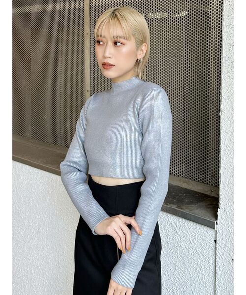 MURUA（ムルーア）の「メタリッククロップトニット（ニット/セーター・レディース・シルバー・FREE）」の3枚目の写真