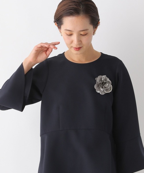 LEPSIM（レプシィム）の「【入卒式／セレモニー】サテンコサージュ　993828（ブローチ/コサージュ・レディース・グレー/ベージュ系その他/ネイビー・ONE SIZE）」の4枚目の写真