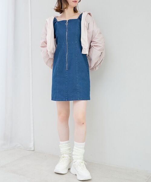 MAJESTIC LEGON(マジェスティックレゴン)の「フロントジップデニムミニワンピース(ワンピース・レディース・グレー/ネイビー/ブルー・MEDIUM)」の9枚目の写真
