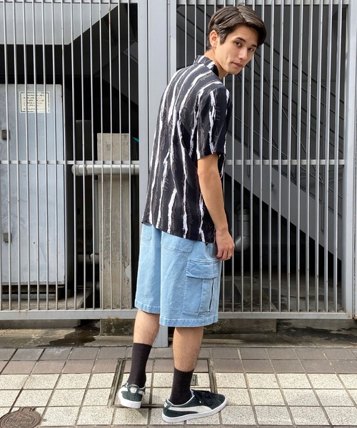 VOLCOM(ボルコム)の「VOLCOM/ボルコム シャツ 半袖 ストライプ柄 モノトーン オーバーサイズ A0412410(シャツ/ブラウス・メンズ・ブラック×ホワイト・M/L/XL)」の7枚目の写真