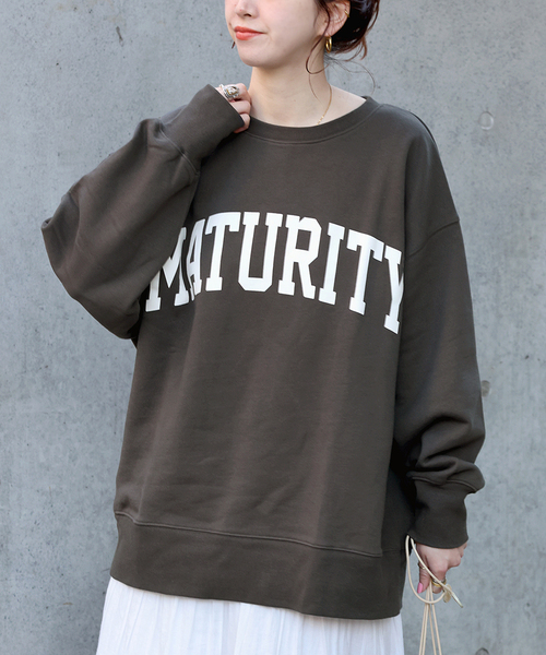 B.C STOCK（ベーセーストック）の「MATURITYロゴスウェット（スウェット・レディース・ベージュ系その他/ピンク/ブラック系その他/チャコールグレー・FREE）」の2枚目の写真