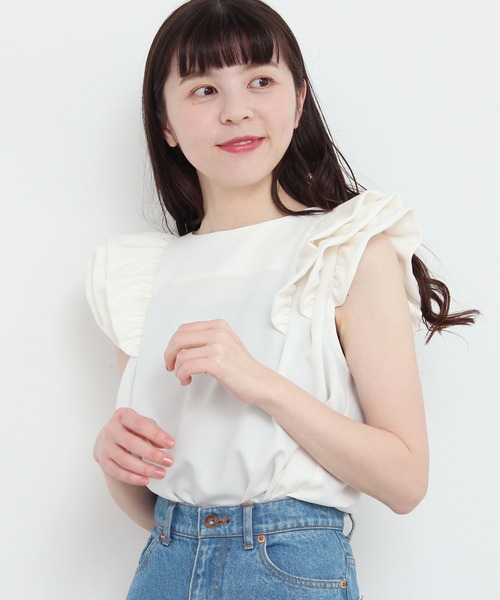 peu pres(プープレ)の「アムンゼン3段フリルPO(Tシャツ/カットソー・レディース・ホワイト/ブラック・FREE)」の2枚目の写真