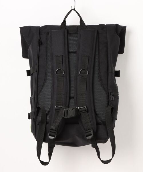 Manhattan Portage(マンハッタンポーテージ)の「Silvercup Backpack Vinyl Lining NEW YORK CITY(バックパック/リュック・メンズ・ブラック・MEDIUM)」の15枚目の写真
