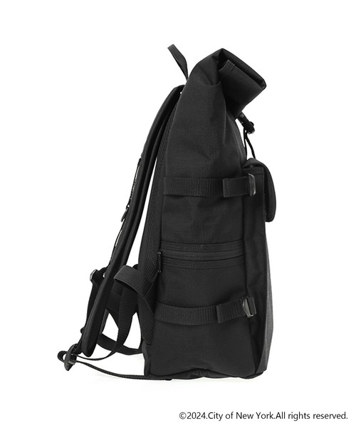 Manhattan Portage(マンハッタンポーテージ)の「Silvercup Backpack Vinyl Lining NEW YORK CITY(バックパック/リュック・メンズ・ブラック・MEDIUM)」の3枚目の写真
