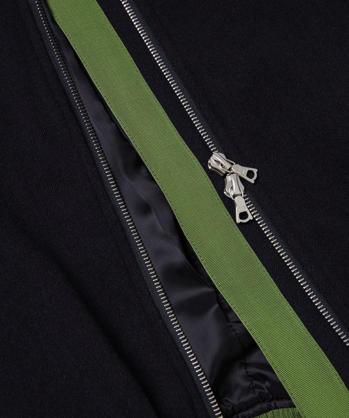 DRIES VAN NOTEN（ドリスヴァンノッテン）の「VALORY TAPE 8382 W.W.JACKET NAV（ブルゾン・レディース・ネイビー・36）」の4枚目の写真