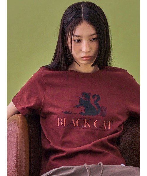 FANCY CLUB（ファンシークラブ）の「A'GEM/9 × .kom 『 FANCY CLUB/ファンシークラブ』 STRAY CAT TEE/猫 Tシャツ（Tシャツ/カットソー・レディース・ホワイト/ボルドー・M）」の16枚目の写真
