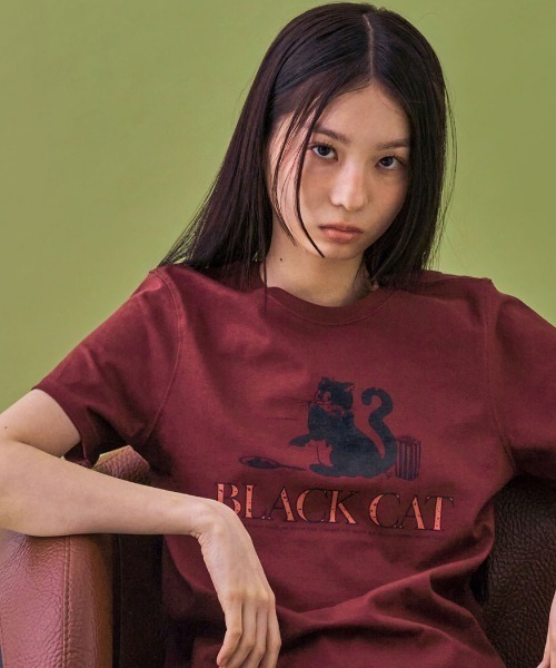 FANCY CLUB（ファンシークラブ）の「A'GEM/9 × .kom 『 FANCY CLUB/ファンシークラブ』 STRAY CAT TEE/猫 Tシャツ（Tシャツ/カットソー・レディース・ホワイト/ボルドー・M）」の17枚目の写真