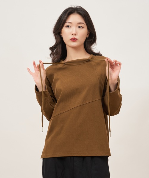 ROCOCO(ロココ)の「オシャレデザインルーズカットソー(Tシャツ/カットソー・レディース・カーキ/ブラック/グリーン・M~L)」の2枚目の写真