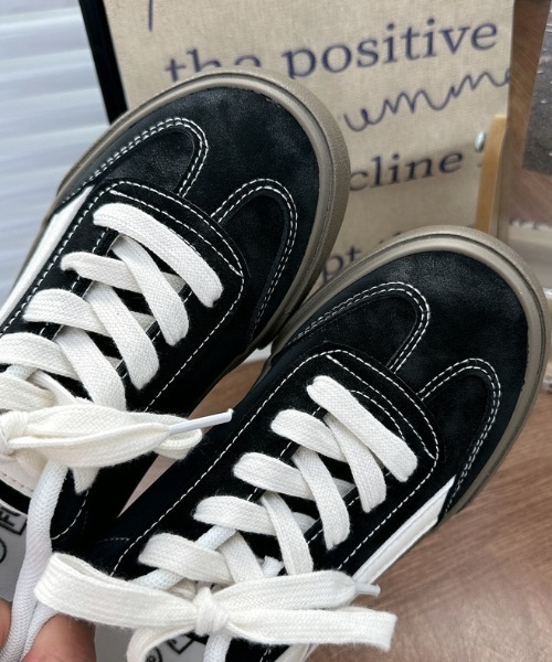 mebole(メボレ)の「ストリートキャンバスシューズ(スニーカー・レディース・ブラック/ホワイト・SMALL/MEDIUM/LARGE)」の11枚目の写真