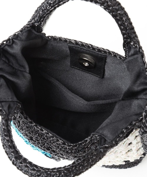 niko and...（ニコアンド）の「オリジナル2WAYメタリックショルダーバッグ（ショルダーバッグ・レディース・グリーン/ホワイト/シルバー/マルチ・0）」の15枚目の写真