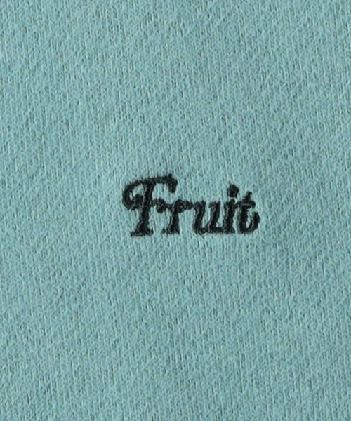 FRUIT OF THE LOOM(フルーツオブザルーム)の「【FRUIT OF THE LOOM】ワンポイントスウェット(パーカー・メンズ・グリーン/ベージュ/ネイビー・M/L/XL)」の6枚目の写真