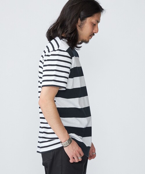 Le Minor（ルミノア）の「【BATEAUX DE SHIPS別注】Le Minor: ボーダー クルーネック Tシャツ（Tシャツ/カットソー・メンズ・ブラック/ネイビー/レッド・02/03）」の13枚目の写真