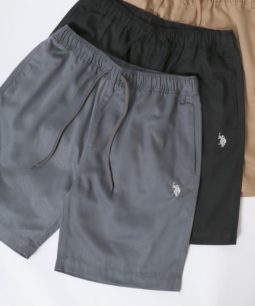 U.S. POLO ASSN.(ユーエスポロアッスン)の「U.S. POLO ASSN./ユーエスポロアッスン オーバーサイズ TCツイル ロゴ ワンポイント刺繍 無地 ショートパンツ/ハーフパンツ/ショーツ/カラーパンツ/レディース メンズ(チノパンツ・メンズ・ブラック/チャコール/ベージュ/ホワイト/ネイビー・M/L/LL)」の1枚目の写真