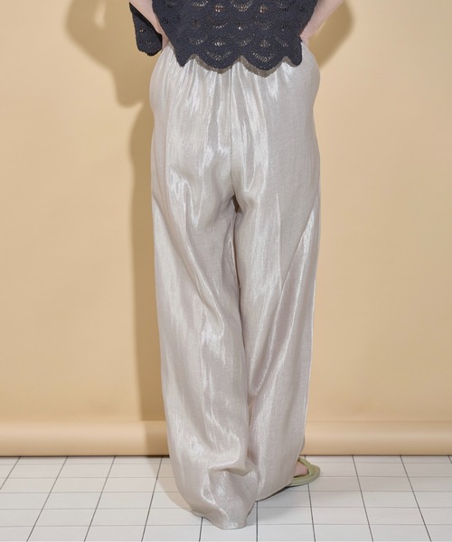 THE YOn(ザヨン)の「グリッターサテンイージーワイドパンツ(その他パンツ・レディース・シャンパン/ワインレッド/オリーブ・FREE)」の21枚目の写真