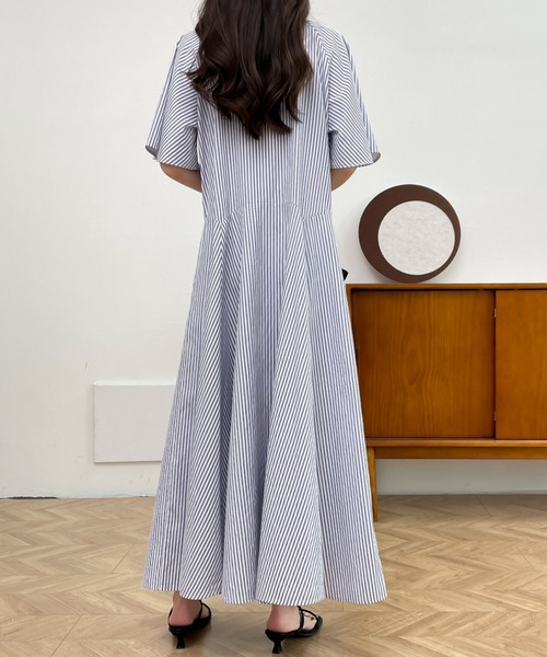 ABITOKYO（アビトーキョー）の「ストライプボリュームフレアシャツワンピース（シャツワンピース・レディース・チャコールグレー/ブラック/ブルー・M/L）」の4枚目の写真