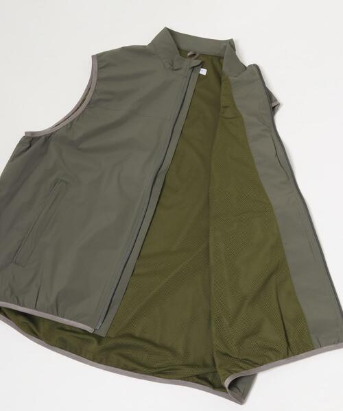 URBAN RESEARCH（アーバンリサーチ）の「『撥水』カルバックパッカブルベスト（ベスト・メンズ・カーキ/ブラック・MEDIUM/LARGE）」の5枚目の写真