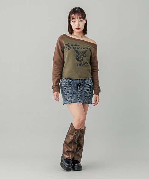 X-girl（エックスガール）の「OFF THE SHOULDER SWEAT TOP（スウェット・レディース・オリーブ/チャコール・S/M）」の12枚目の写真