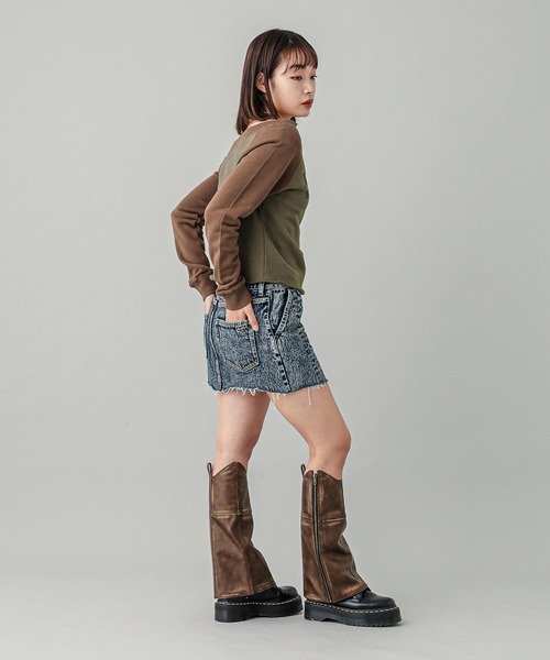 X-girl（エックスガール）の「OFF THE SHOULDER SWEAT TOP（スウェット・レディース・オリーブ/チャコール・S/M）」の13枚目の写真