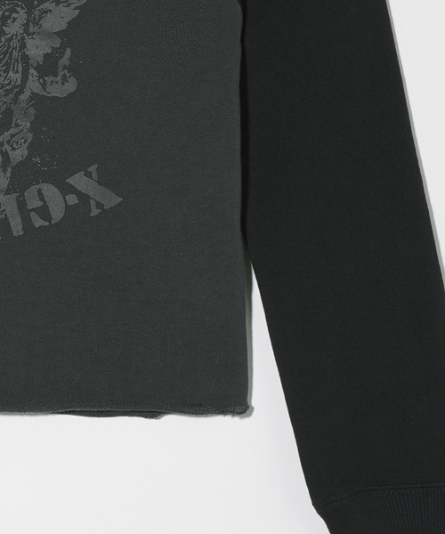 X-girl（エックスガール）の「OFF THE SHOULDER SWEAT TOP（スウェット・レディース・オリーブ/チャコール・S/M）」の22枚目の写真