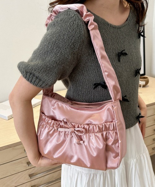 Doux Belle（ドゥーベル）の「リボンポイントショルダーバック（ショルダーバッグ・レディース・ベージュ/ホワイト/ピンク/ブラック・FREE）」の4枚目の写真