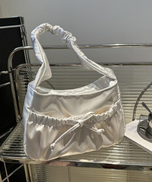 Doux Belle（ドゥーベル）の「リボンポイントショルダーバック（ショルダーバッグ・レディース・ベージュ/ホワイト/ピンク/ブラック・FREE）」の16枚目の写真