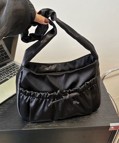 Doux Belle（ドゥーベル）の「リボンポイントショルダーバック（ショルダーバッグ・レディース・ベージュ/ホワイト/ピンク/ブラック・FREE）」の19枚目の写真