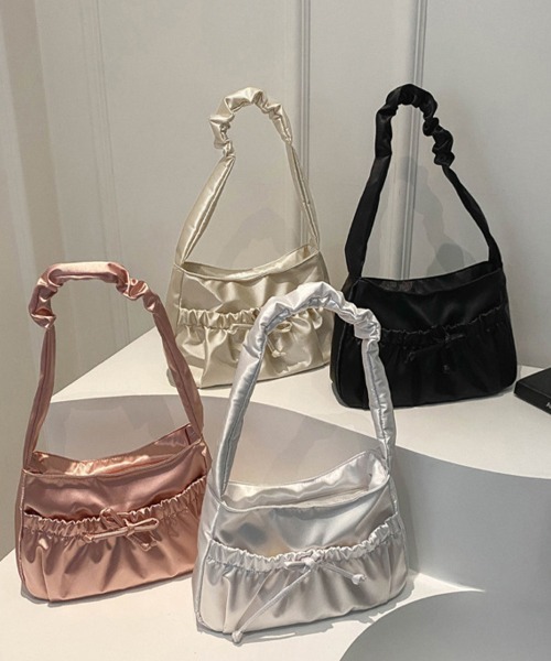 Doux Belle（ドゥーベル）の「リボンポイントショルダーバック（ショルダーバッグ・レディース・ベージュ/ホワイト/ピンク/ブラック・FREE）」の6枚目の写真