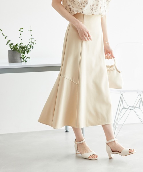 ROPE' PICNIC(ロペピクニック)の「【3サイズ展開】配色パイピングスカート(スカート・レディース・ベージュ/ブルー/ネイビー・40/38/36)」の2枚目の写真