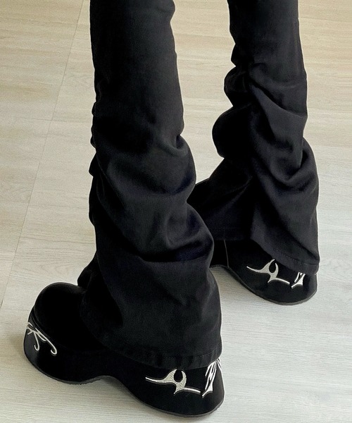 Chick（チック）の「【TAE×Chick】 厚底 メリージェーン（ドレスシューズ・レディース・ブラック・36/37/38/39）」の12枚目の写真