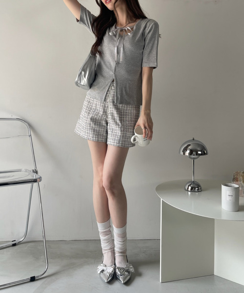 Ada.(エイダ)の「サテン リボン バレエコアデザイン Tシャツ(Tシャツ/カットソー・レディース・ブルー/ブラック/ライトグレー・FREE)」の11枚目の写真