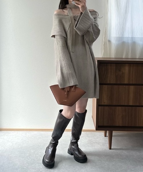 mellowneon（メロウネオン）の「マルチウェイオフショルニット/ワンピース（ニット/セーター・レディース・グレー/アイボリー/モカ・FREE）」の19枚目の写真