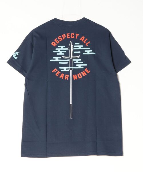 Mag.(マグ)の「【KINJAZ】Graphic T(Tシャツ/カットソー・メンズ・ホワイト/ネイビー・LARGE/MEDIUM)」の3枚目の写真