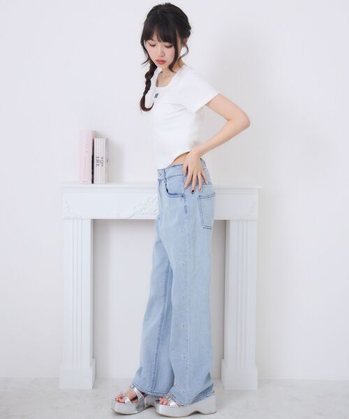 ems excite（エムズエキサイト）の「裾ラウンドTEE（Tシャツ/カットソー・レディース・チャコールグレー/オフホワイト/ブルー・FREE）」の11枚目の写真