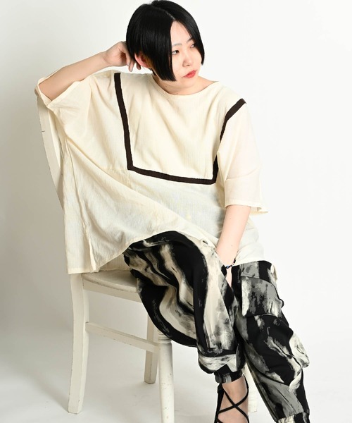 MARAI(マーライ)の「楽の極み ボックスシルエット 切り替えカットソー(Tシャツ/カットソー・レディース・ブラック/ホワイト/グリーン/レンガ/ベージュ・FREE)」の6枚目の写真