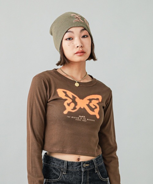 X-girl（エックスガール）の「SPRAY BUTTERFLY PRINT L/S BABY TEE（Tシャツ/カットソー・レディース・ブラック/ブラウン/オフホワイト・S/M）」の20枚目の写真