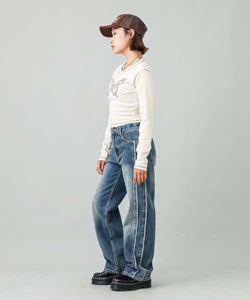 X-girl（エックスガール）の「SPRAY BUTTERFLY PRINT L/S BABY TEE（Tシャツ/カットソー・レディース・ブラック/ブラウン/オフホワイト・S/M）」の11枚目の写真