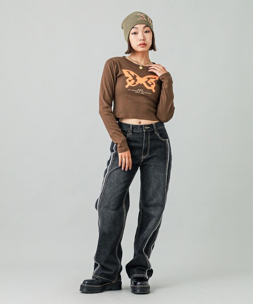 X-girl（エックスガール）の「SPRAY BUTTERFLY PRINT L/S BABY TEE（Tシャツ/カットソー・レディース・ブラック/ブラウン/オフホワイト・S/M）」の22枚目の写真