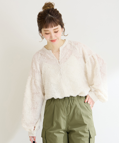 B.C STOCK(ベーセーストック)の「《追加3》パフスリーブジャガードブラウス(シャツ/ブラウス・レディース・ブラック/アイボリー・FREE)」の7枚目の写真