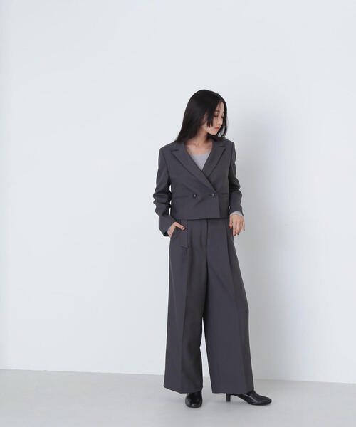 NATURAL BEAUTY BASIC(ナチュラルビューティーベーシック)の「◇<リラクシーセットアップシリーズ>クロップドジャケット(テーラードジャケット・レディース・チャコールグレー/ブラウン・SMALL/MEDIUM)」の8枚目の写真