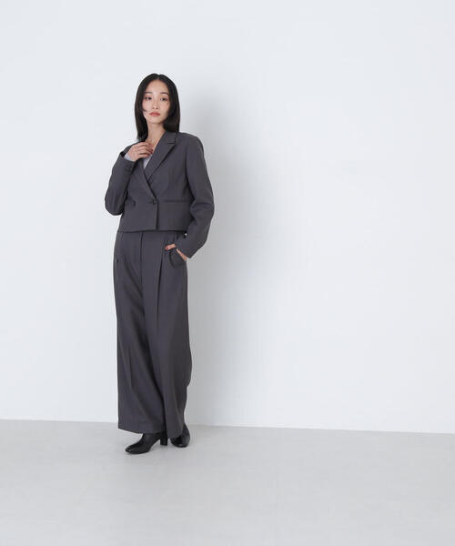 NATURAL BEAUTY BASIC(ナチュラルビューティーベーシック)の「◇<リラクシーセットアップシリーズ>クロップドジャケット(テーラードジャケット・レディース・チャコールグレー/ブラウン・SMALL/MEDIUM)」の10枚目の写真