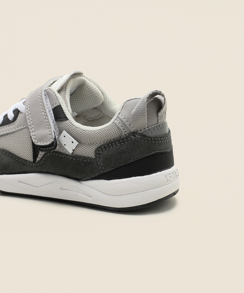 IENA ENFANT（イエナアンファン）の「《追加》【IFMExIENA ENFANT】Bon Chic スニーカー JUNIOR(19.5cm-22.5cm)（スニーカー・キッズ・グレー/ベージュ・21/20/19/22）」の22枚目の写真