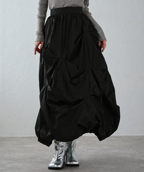 r.（アールドット）の「タックバルーンスカート（スカート・レディース・ブラック/オフホワイト/ブルー・FREE）」の3枚目の写真