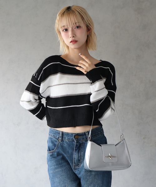 BARELY BLUE（ベアリーブルー）の「【 BARELY BLUE / ベアリーブルー 】 ミニ スパーク スタッズ ハンドバッグ（ハンドバッグ・レディース・シルバー/ブラック・FREE）」の9枚目の写真